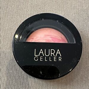 Laura Geller Baked Blush in pink buttercream